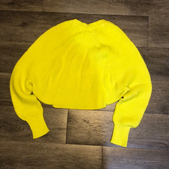 Neon yellow cropped sweater - Picture 2 of 2